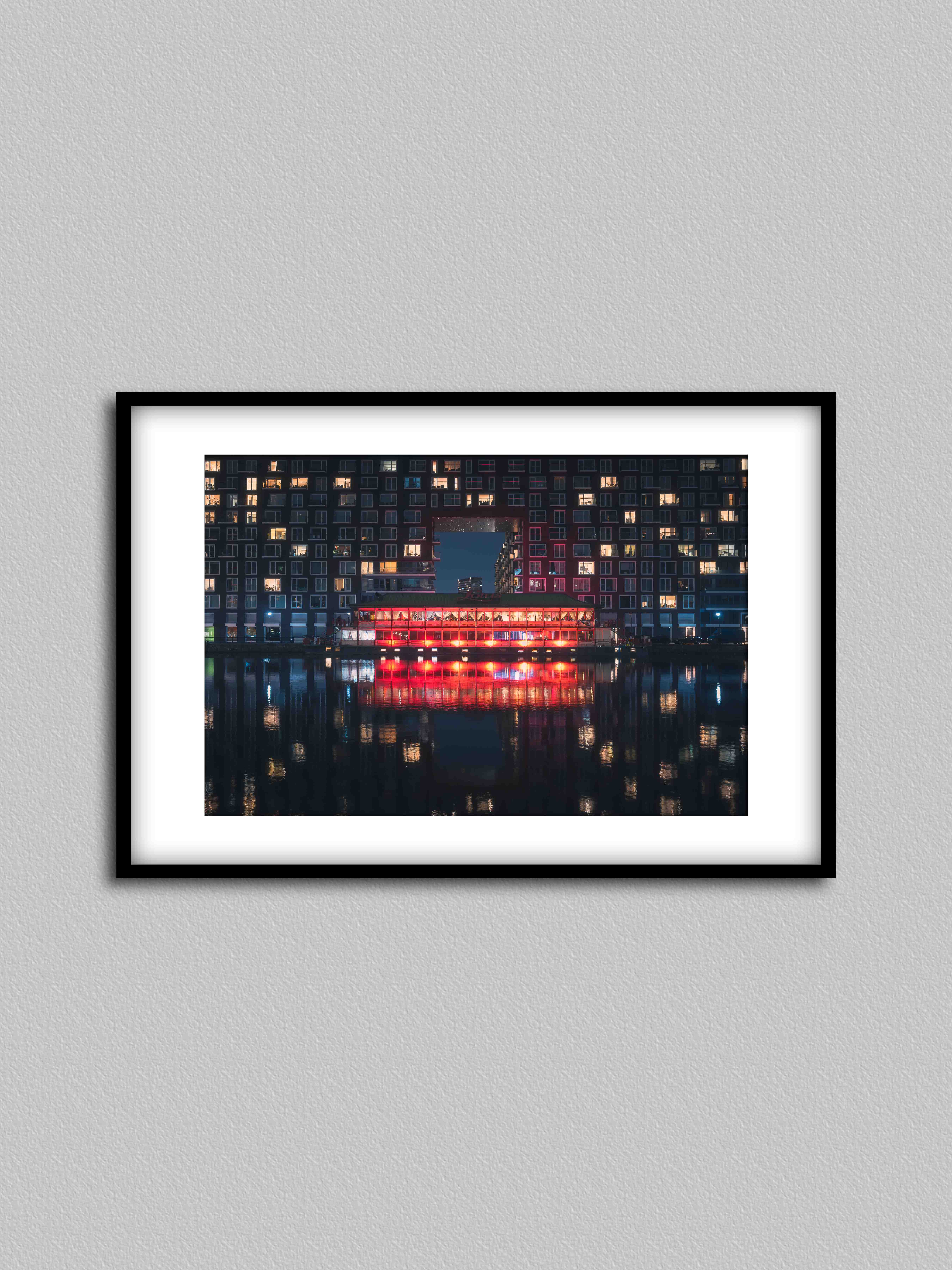 Riflesso tra le luci